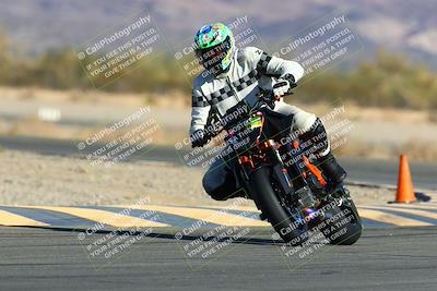 media/Jan-09-2022-SoCal Trackdays (Sun) [[2b1fec8404]]/Turn 14 (10am)/